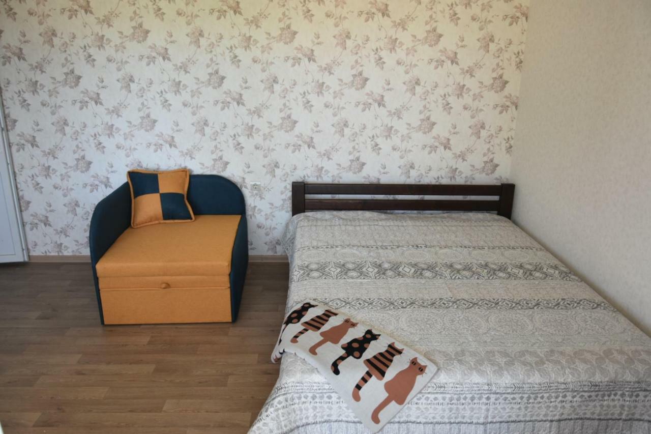 Hotel Три Кошки Čornomorsk Exteriér fotografie