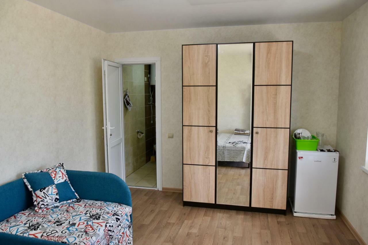 Hotel Три Кошки Čornomorsk Exteriér fotografie